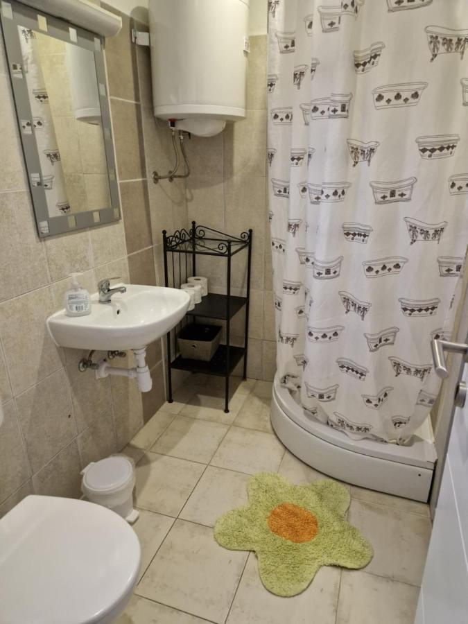 Apartment Niko Вир Екстериор снимка