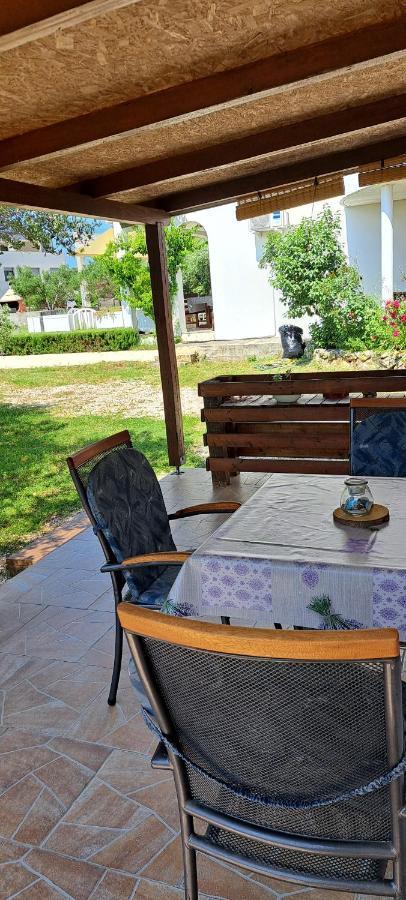 Apartment Niko Вир Екстериор снимка