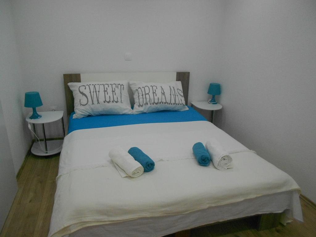 Apartment Niko Вир Екстериор снимка
